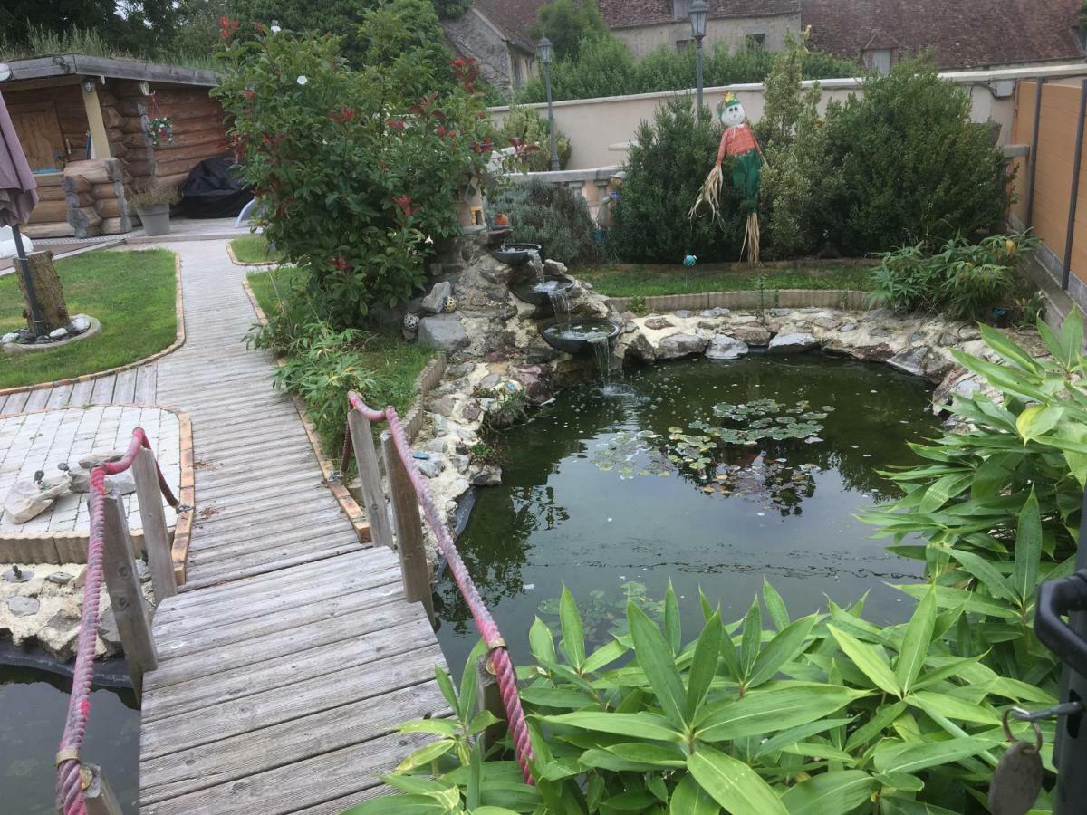 Gite Du Vieux Bourg Le Vieux Bourg  Bagian luar foto
